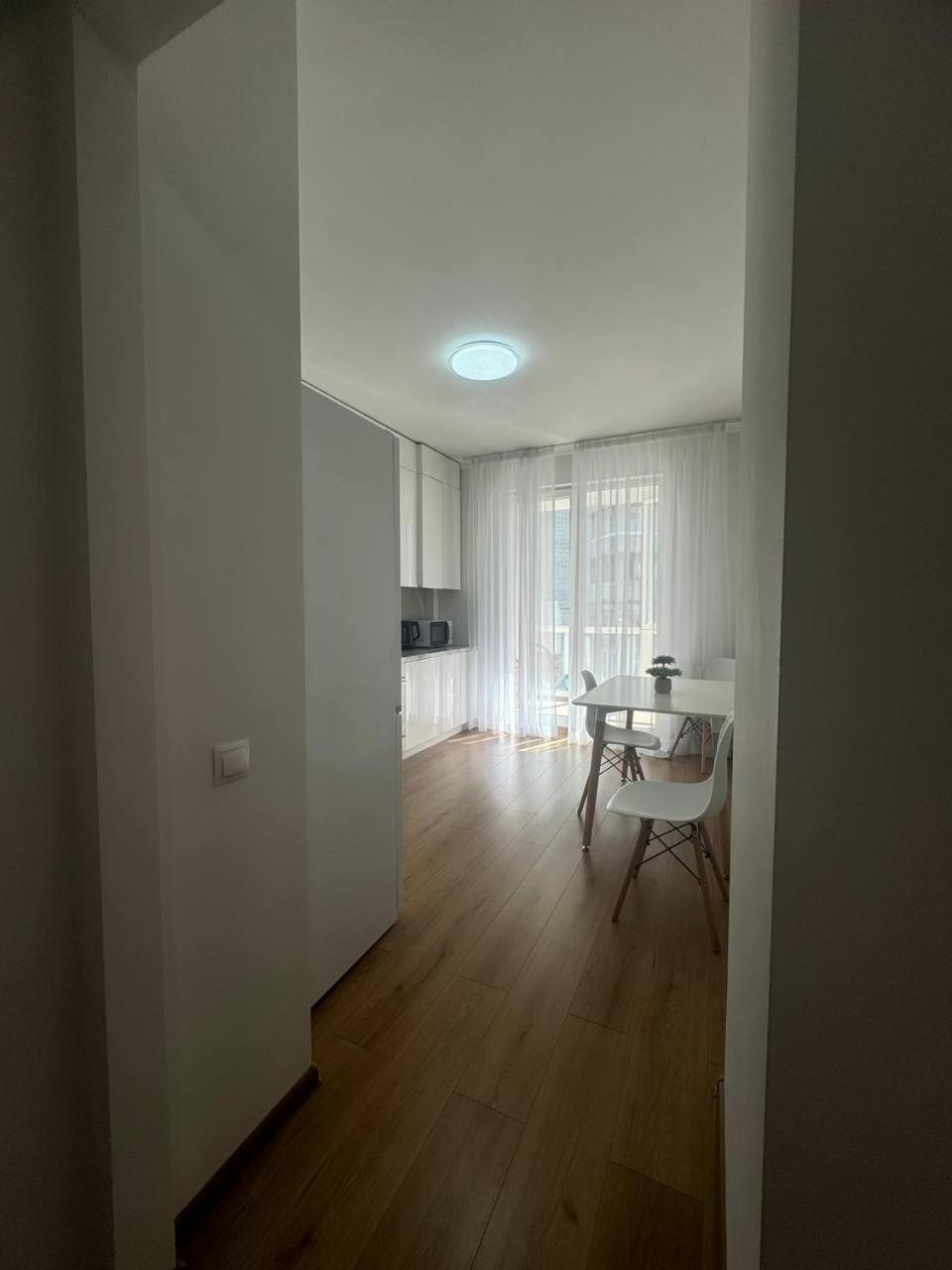 просторі у новобудові вул вашингтона Apartment
